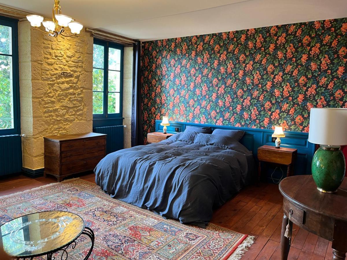 Le Clos Chalmon Chambre D'Hote 몽티냑 외부 사진