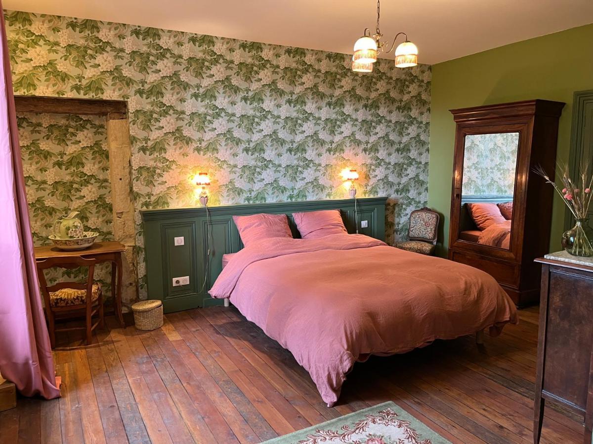 Le Clos Chalmon Chambre D'Hote 몽티냑 외부 사진